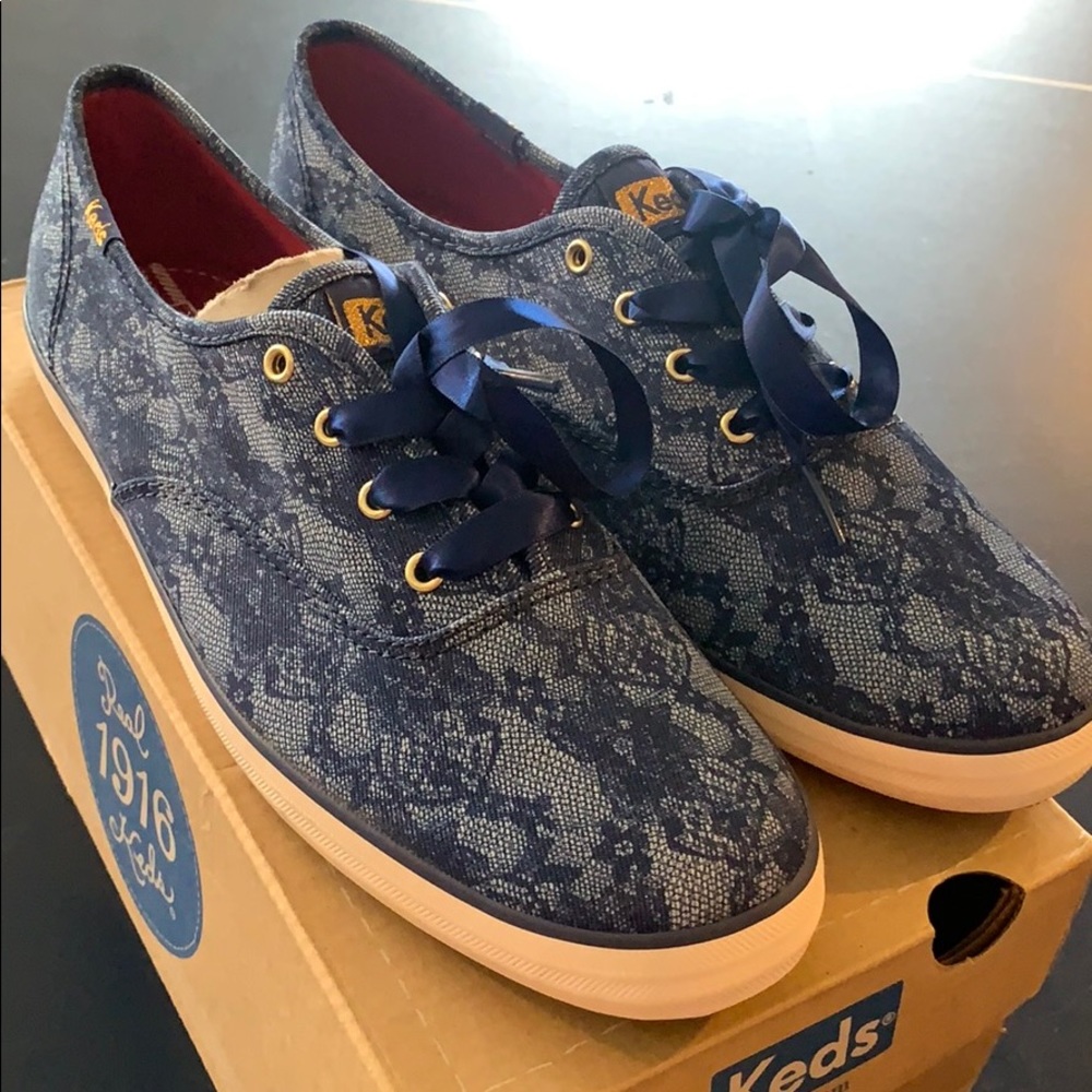 NEW KEDS